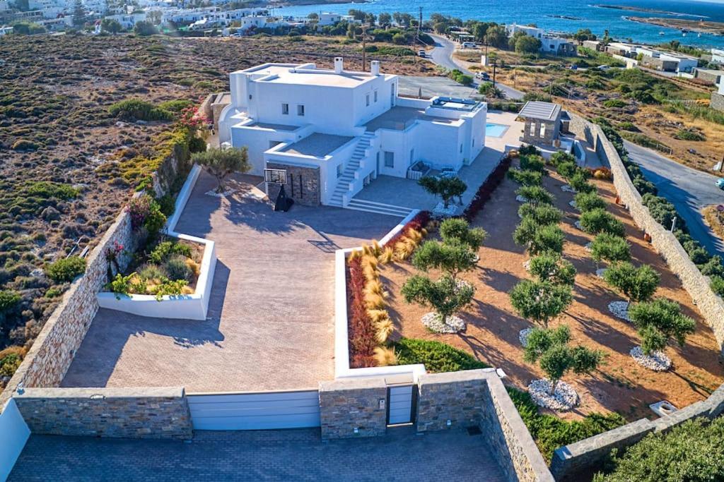 Grand Villa Reve Náousa Buitenkant foto